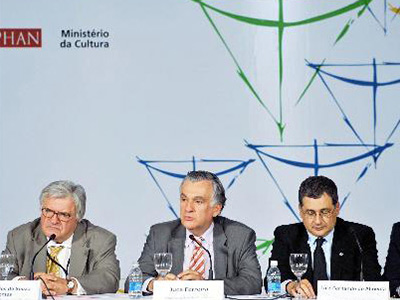 Gonsin in UNESCO World Heritage Committee Gonsin in UNESCO World Heritage Committee